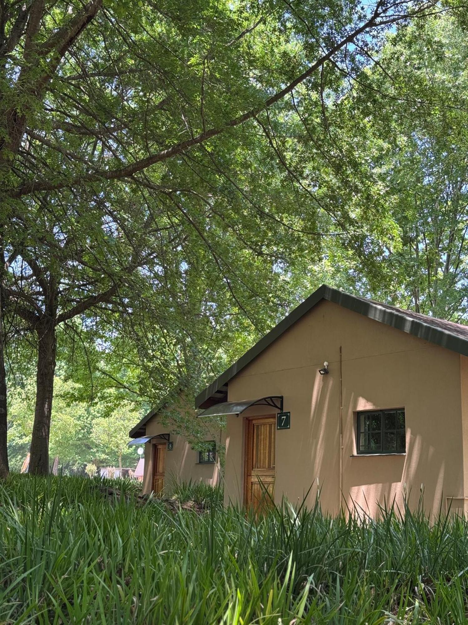 Berghaven Cottages Уинтертон Экстерьер фото